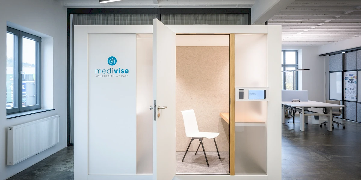 Erleben Sie die Telemedizin Box live in unserem Showroom